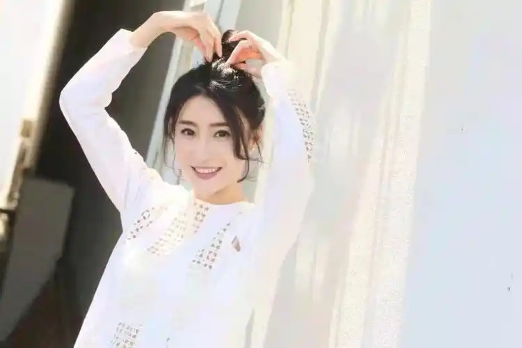 中戏科班出身,饰演tvb剧女一号,《逆天奇案》林夏薇值得关注