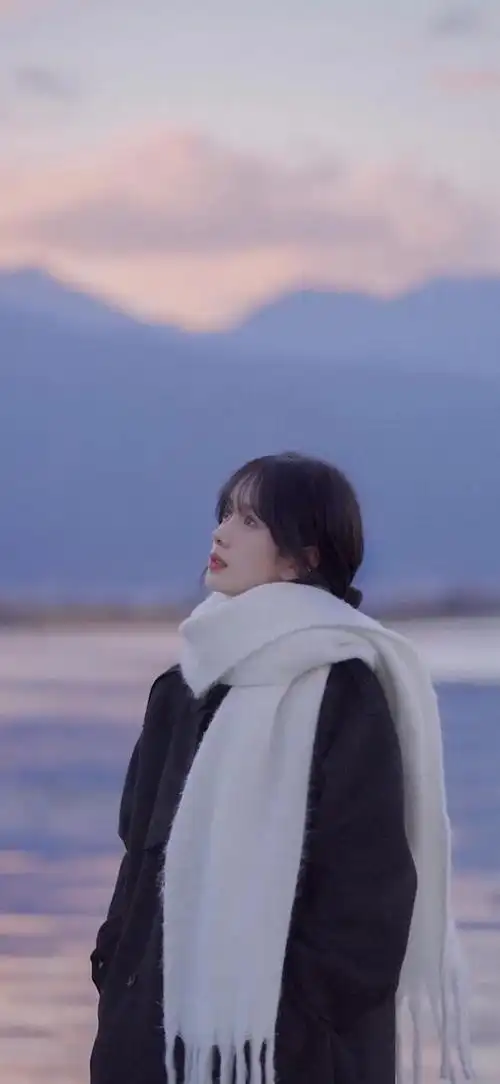 壁纸小姐姐等你保存呢