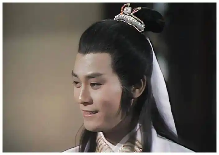 古装第一大侠,有三个太太四个女儿,被骂渣男30年背后还有故事_郑少秋