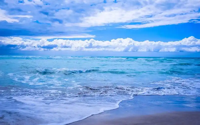 唯美清新蓝色大海风景桌面壁纸