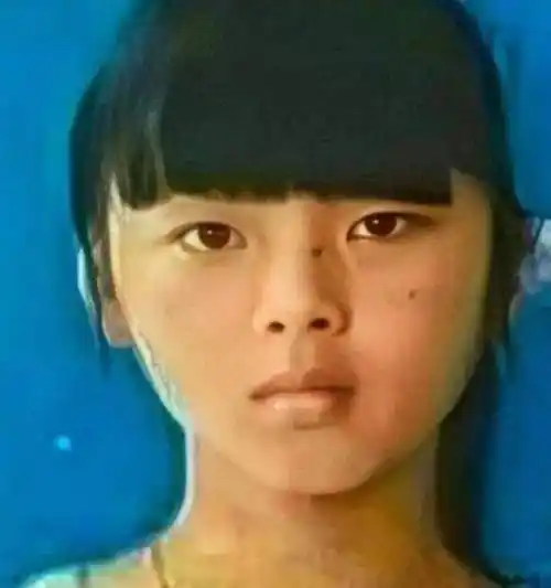 杨超越:从餐厅服务员到女偶像,让多少二代们把不服气咽回了肚子