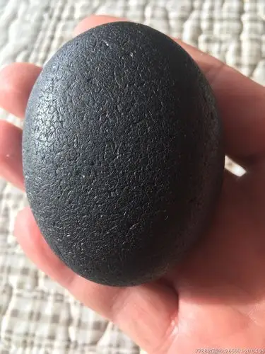 黑皮色玛瑙原石_物缘雅玩【7788乐器收藏】