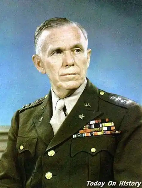 荣誉衔级:美利坚合众国特级上将(六星上将),海军特级上将,陆军特级