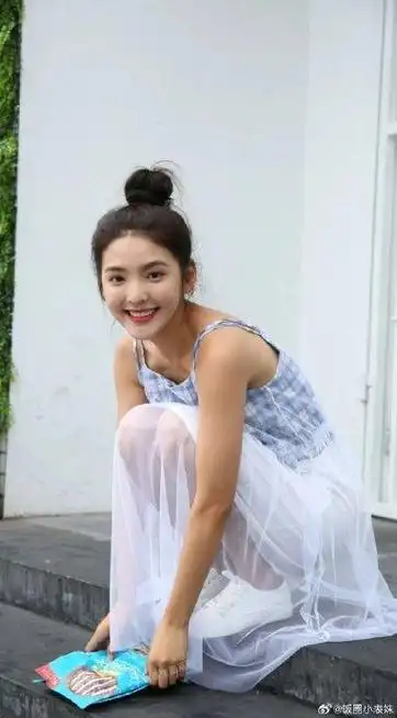 原来章若楠出道前还当过平面模特……|彩票|章若楠_新浪新闻