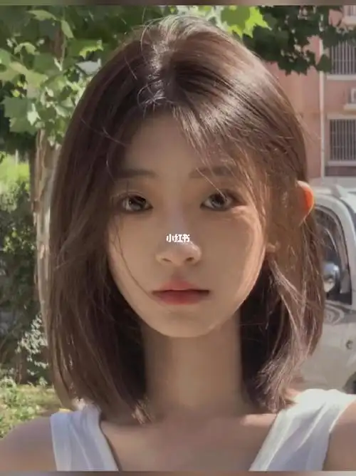 减龄高级显气质锁骨发73中发发型齐肩发推荐