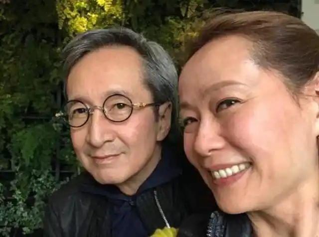 57岁叶童罕复出老态明显判若两人与同龄女演员同框黯淡太多