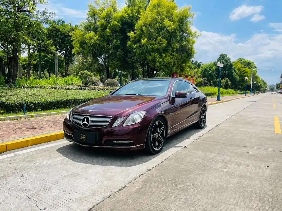 benz e260 coupe双门轿跑.benz e260  - 抖音