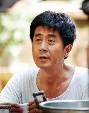 郭凯敏前妻与现任妻子资料对比(郭凯敏前妻与儿子现况)-第15张图片-腾