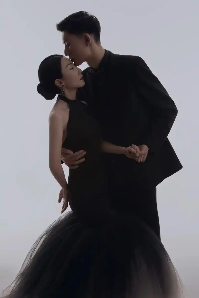 结婚一定要拍的黑纱婚纱照95.