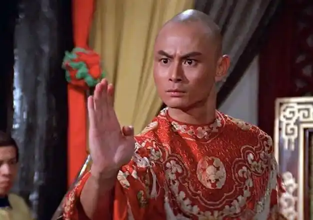 刘家辉:家人争产弃而不顾 前助手卷钱跑路