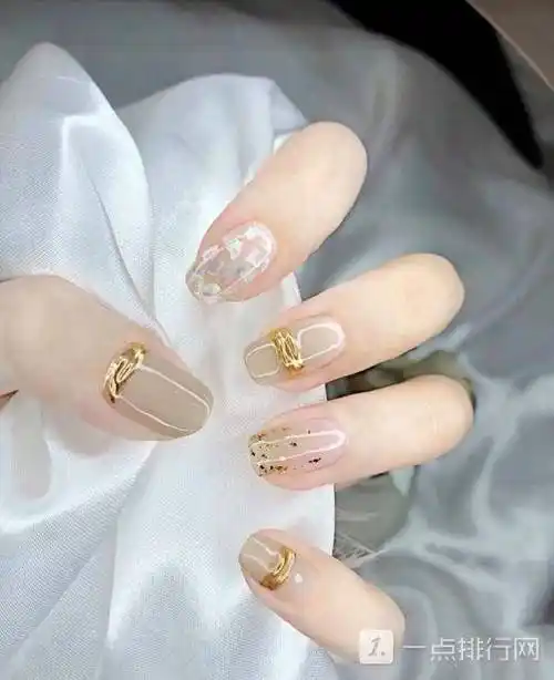 2021美甲款式最新图片-夏天适合的指甲款式推荐-face妆点网