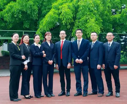 年富力强 勇于担当的铧强中学高2019届教师团队