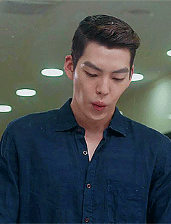 小痞子,英道啊 .#金宇彬