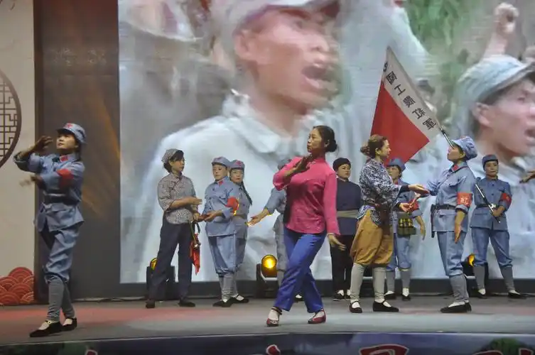 和阳坑村情景剧《十送红军》