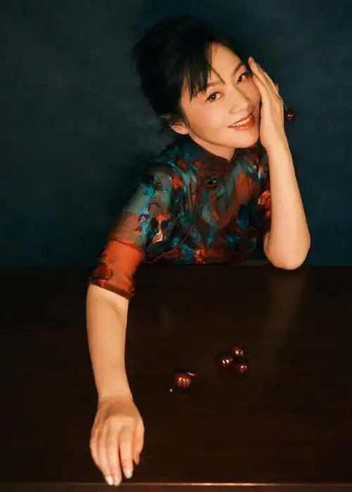 闫妮超话#王牌对王牌##一起成为反诈王牌#红了樱桃,绿了芭蕉90