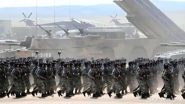 战斗力爆棚,解放军"陆海空"火力场面震撼,霸气|军事武器|军事训练