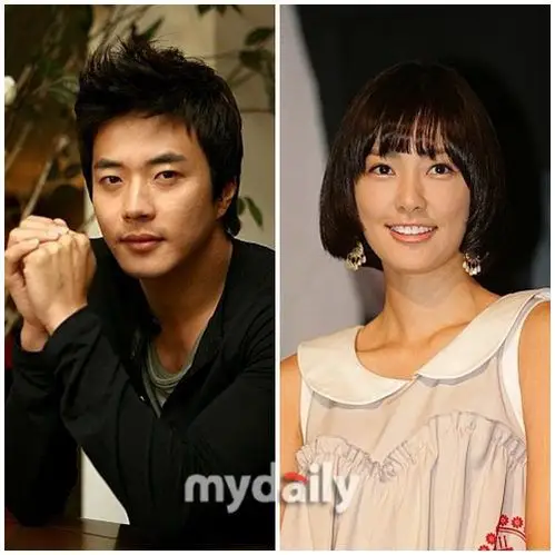 权相宇宣布9月与孙泰英结婚亲密照曝光