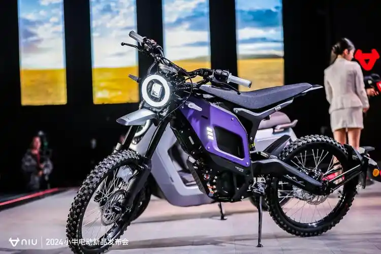 新品齐发小牛电动打造全场景高端化产品阵列