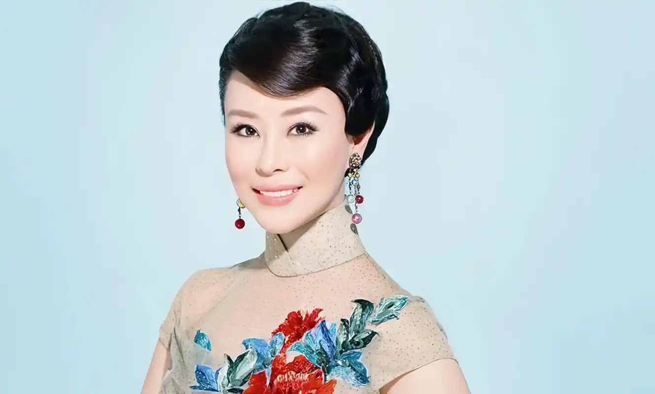 盘点中国的八位军旅女歌手身材丰满,长相甜美,你最喜欢谁