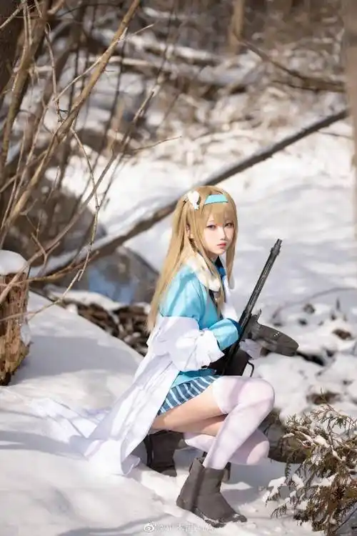 二次元cos索米少女