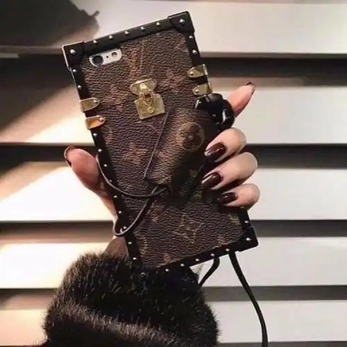 手机壳|奢侈品|跨界_新浪时尚_新浪网