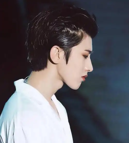 侧脸最帅的男明星都有谁? 最后一位惹争议!