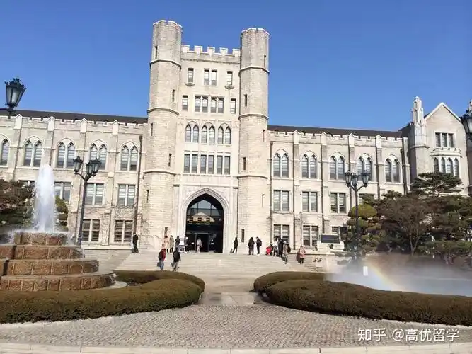高丽大学(korea university),简称高丽大,是韩国最大的私立研究型综合