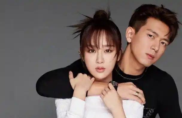 李现杨紫杂志封面照片出炉!