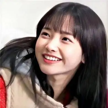 女生头像微笑阳光清纯