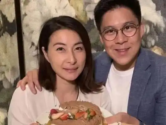 郭晶晶的豪门爱情,你可知她的"下嫁",给霍家带去了什么?