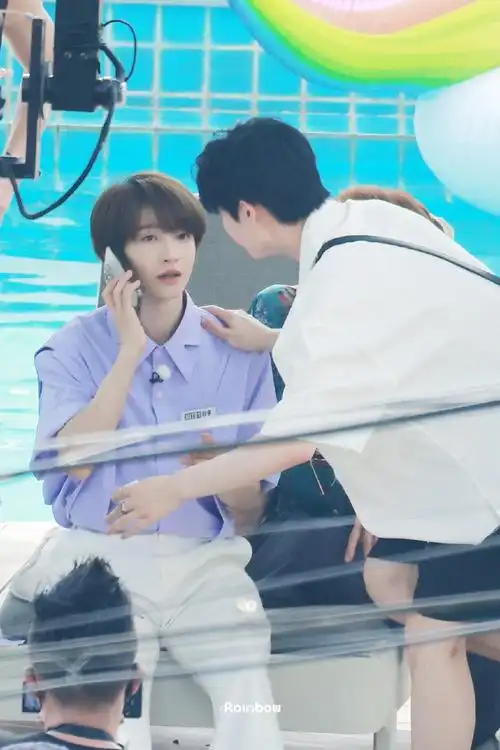 九宇初晴超话98#jycq#02  09 02 稳定输出的body touch