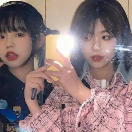 女闺蜜头像两人一左一右高清图片_闺蜜姐妹女生头像_头像屋