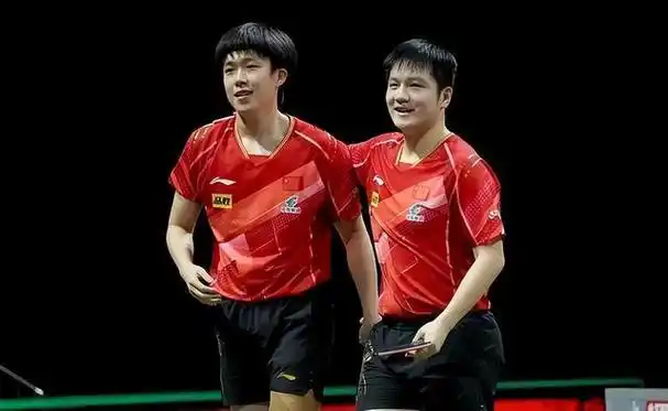 "国乒三剑客":从携手领奖到形同陌路,马龙许昕堪称人间清醒