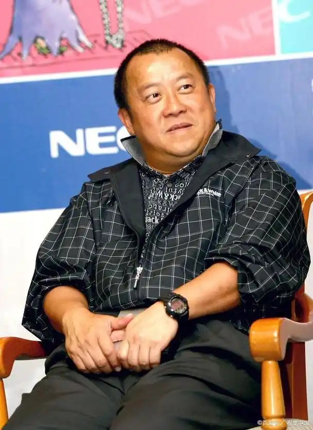 一场生日宴会,美女如云的现场,揭开了曾志伟最后的"体面"