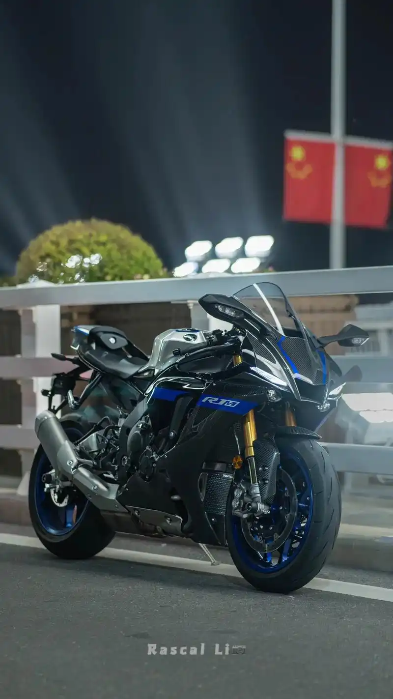 机车壁纸之yamaha r1m#机车摄影 #机车壁纸#雅马哈 - 抖音