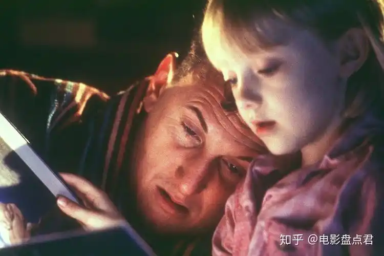 的爱不比任何一个父亲少,他可以随时陪女儿逛公园,为女儿读睡前故事