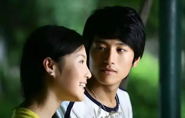 那时的他,和陆毅也算是拥有了同样的起点.