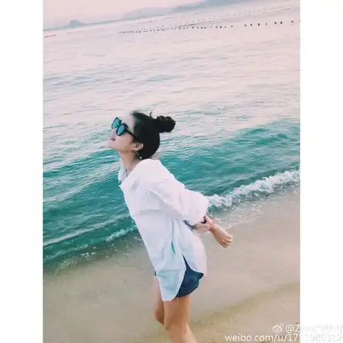 海边墨镜