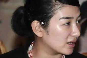 黄奕素颜现身一展慵懒美 发福了仍挡不住风情_百度视频搜索