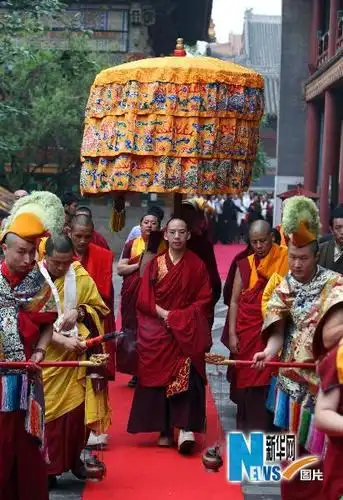 第十一世班禅在雍和宫主持超度法会(组图)