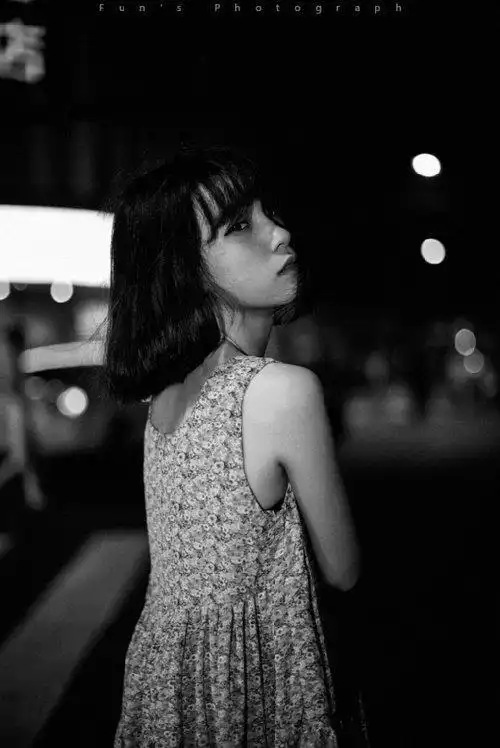 有些人,你是留不住的 伤感治愈系寂寞唯美美女意境图片