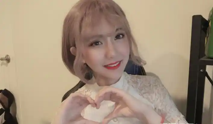 回顾《快乐星球》,8位童星多人退圈,一人15岁去世,物是人非