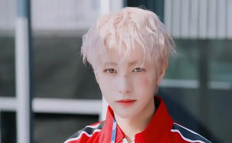 微博@喝你的去吧黄仁俊 - 堆糖,美图壁纸兴趣社区