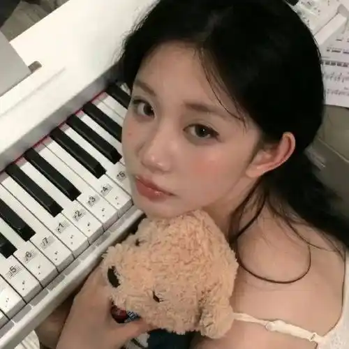 女生头像 |人间值得 未来可期