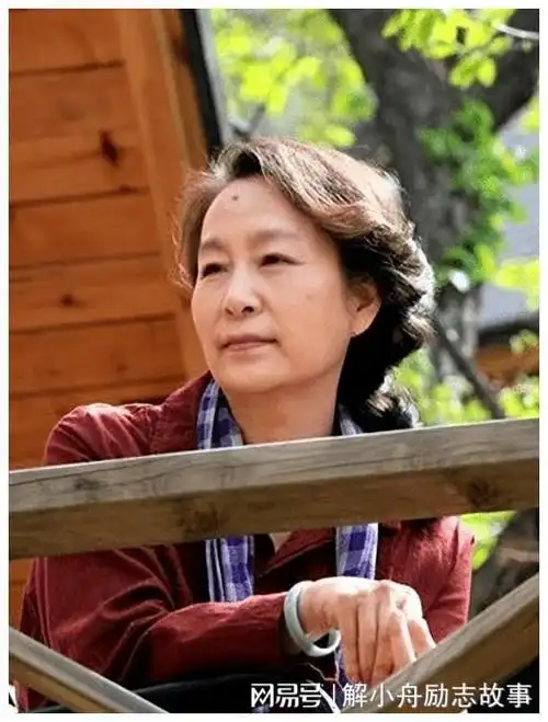 做26年单亲妈妈,前夫却早已娶了琼瑶女郎为妻|婚姻|幸福|奚美娟|人生