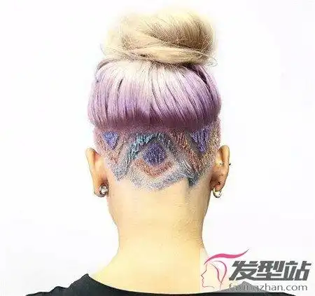 女生头发后面剃图案造型 削底雕刻配染色超个性-非主流发型图片-发型