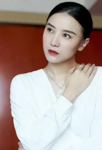 宋佳纯白优雅品牌活动图片79