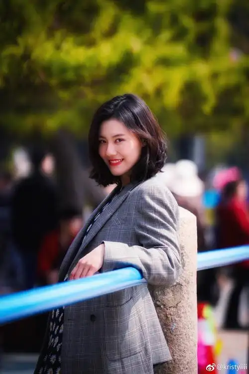 原创23岁游泳女神竞争广东青年奖章颜值身材居女泳运动员第一