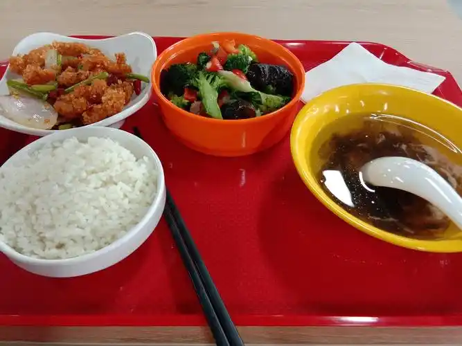 大学迎新工作餐