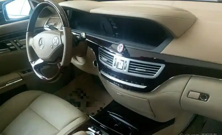 奔驰s级 2010款 5.5 自动 s500l四驱